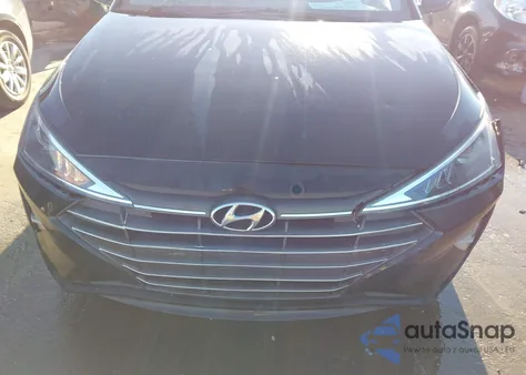 2019 Hyundai Elantra Se z USA, uszkodzony, nr VIN 5NPD74LFXKH452368